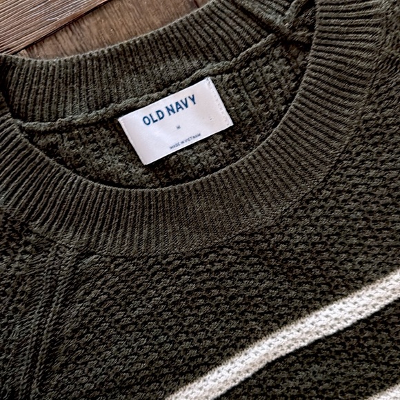 OLD NAVY  stripes Sweater size M - Picture 5 of 8